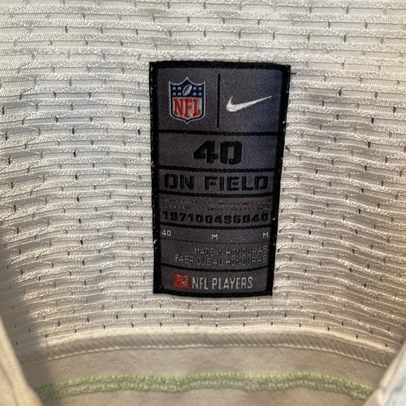 Russell Wilson 🎈sale🎈Seahawks NFL shirt - Picture 3 of 7